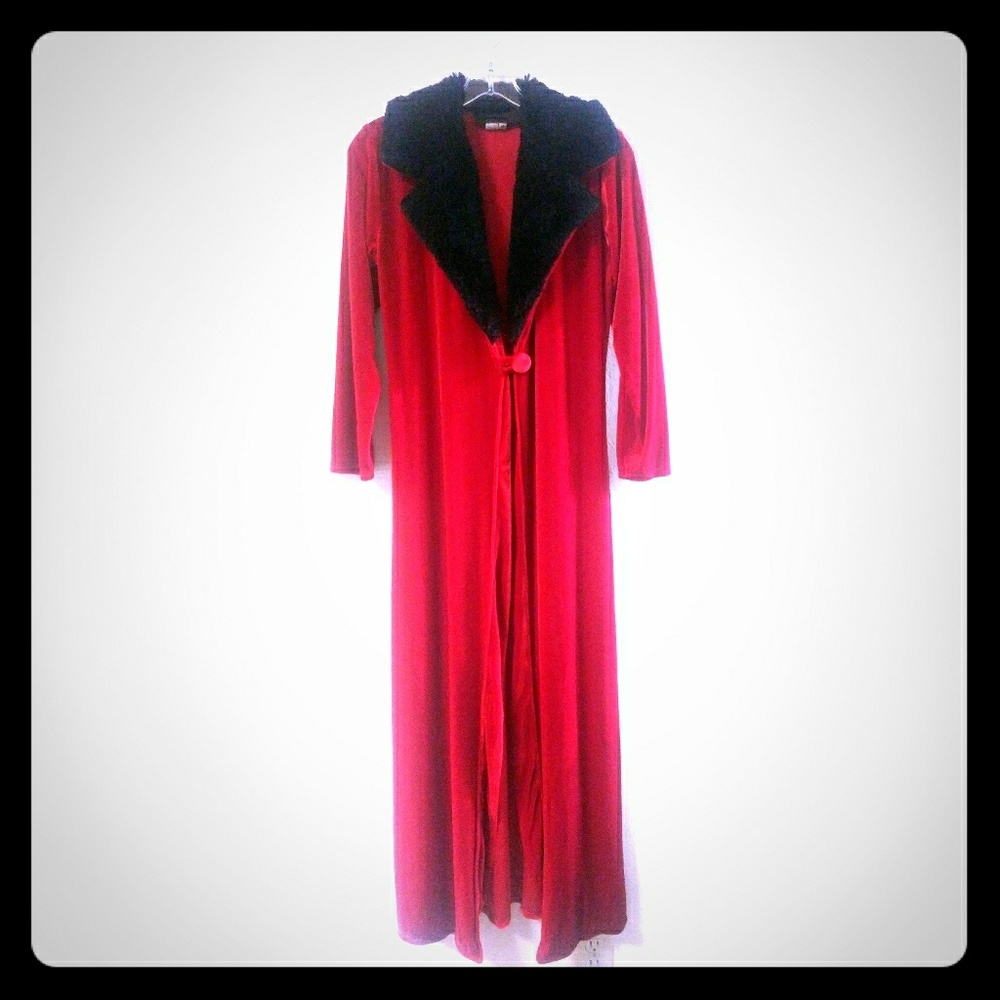 Vintage velvet robe SZ M
